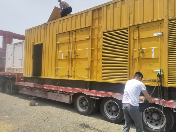 宁蒗除了负载情况和发动机维护,还有哪些因素会影响 200kw 柴油发电机的油耗?