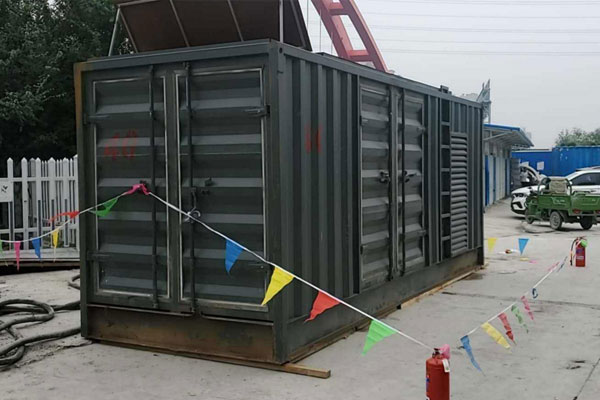 宁蒗发电机租赁空气滤清器多久更换一次？