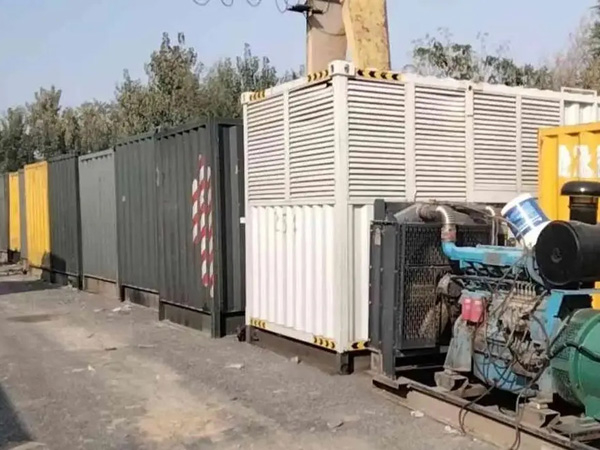 宁蒗200KW柴油发电机机组每小时油耗是多少？